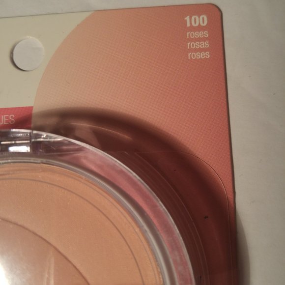 Covergirl  Clean Glow Roses Blusher 3in1  #100 - Picture 2 of 3